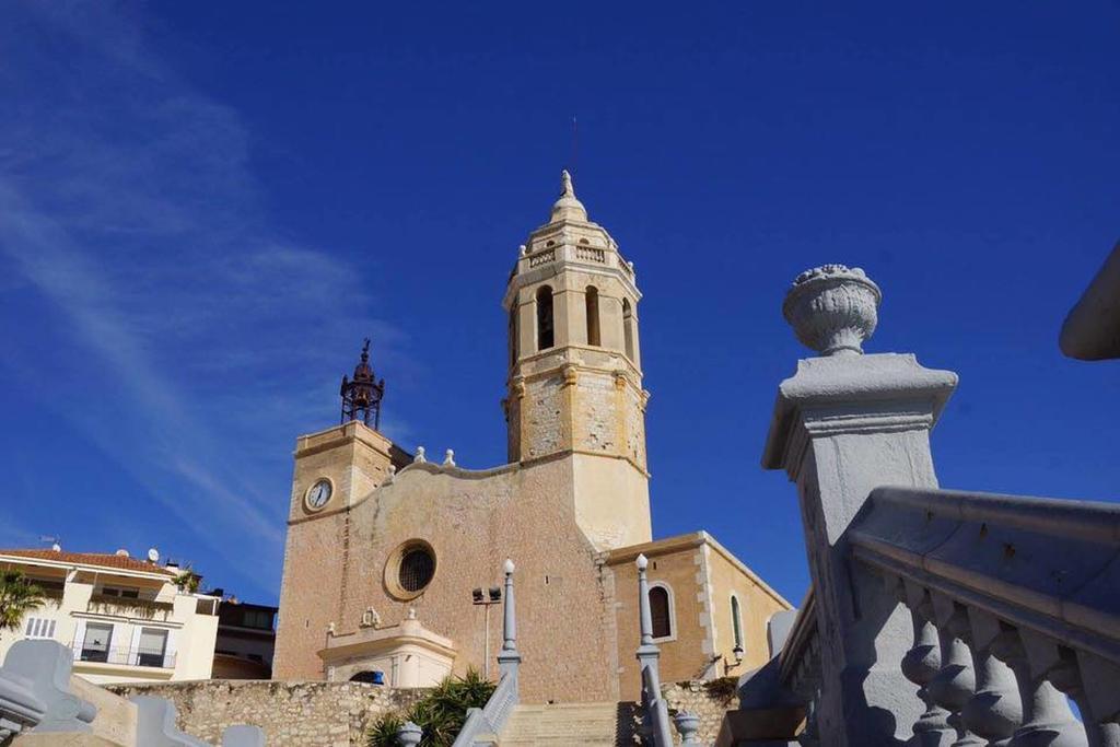 3 Bedroom Apartment With Private Garden On Top Location Sitges Centre Beach Exterior photo